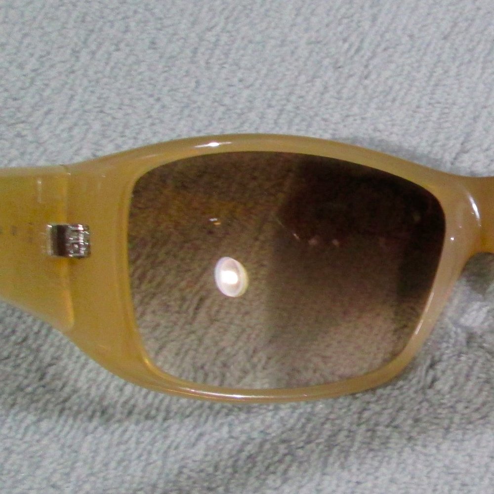 NWOT Calvin Klein Rare Gold Frame Sunglasses ~ CK 😎 - Picture 11 of 16